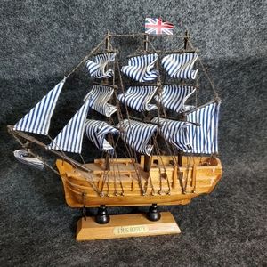 Wooden Ship Replica HMS Bounty Display Piece Cloth Sails Metal Details Nautical